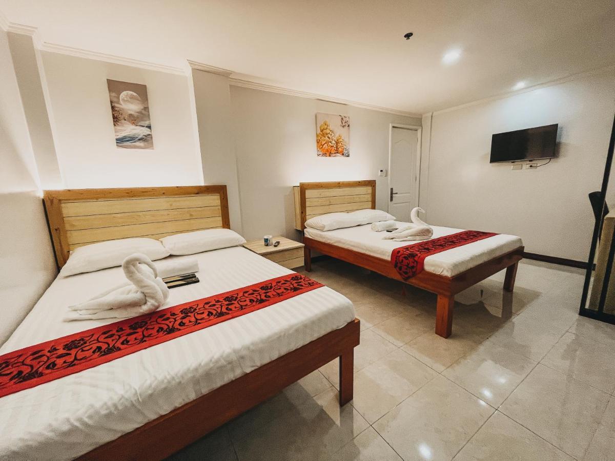 La Choeben Suites Calbayog Esterno foto